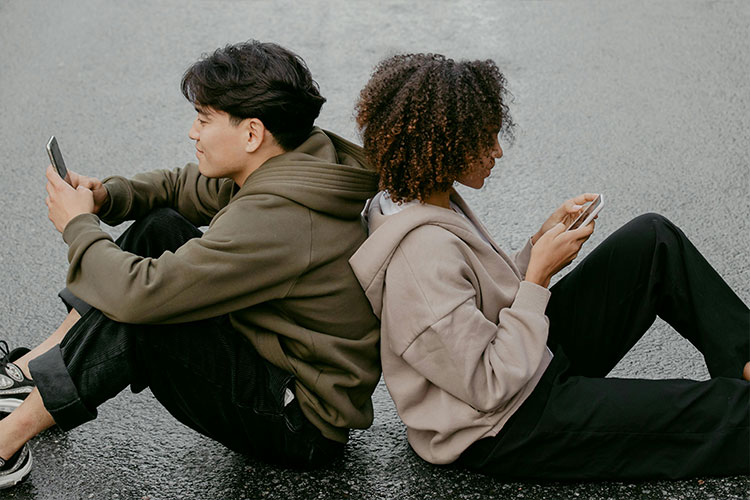 Better Communication Through AI: How Your Relationship Gets Smarter